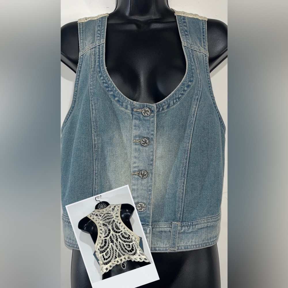 Free People Denim Lace Embroidered Back Boho Button Front Size Medium